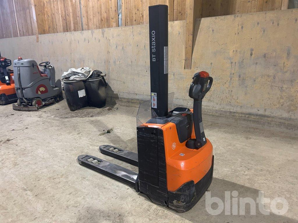 Toyota SWE080L - Штабелер: фото 3 Toyota SWE080L - Штабелер: фото 3