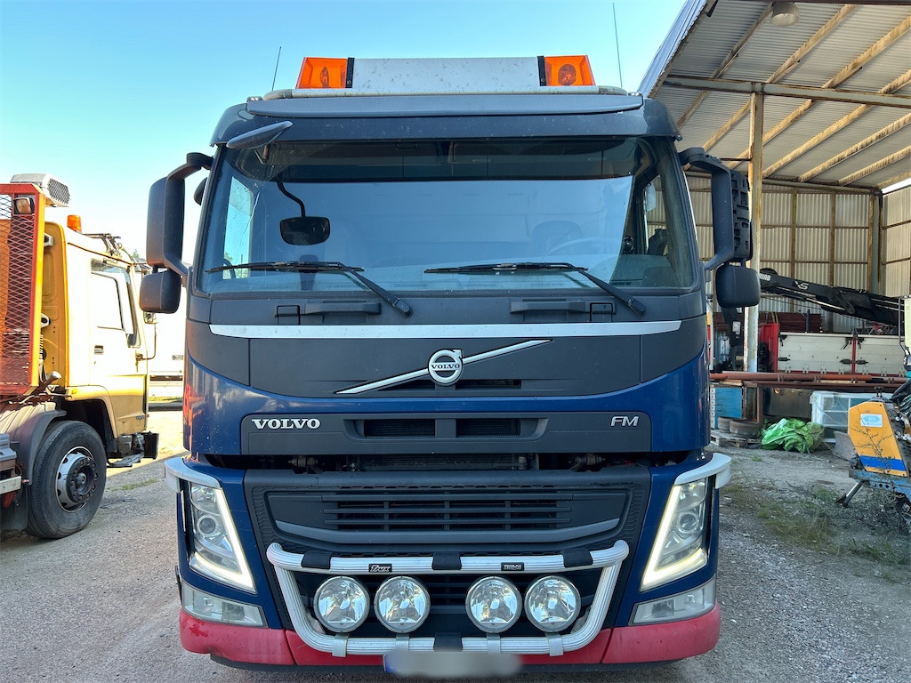VOLVO FM 6*2 - Крюковой мультилифт: фото 2 VOLVO FM 6*2 - Крюковой мультилифт: фото 2