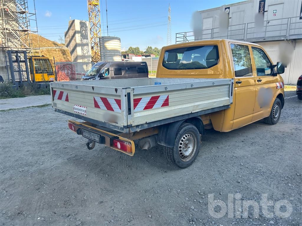 Volkswagen T5 (2010) - Малотоннажный бортовой грузовик, Грузопассажирский фургон: фото 3 Volkswagen T5 (2010) - Малотоннажный бортовой грузовик, Грузопассажирский фургон: фото 3