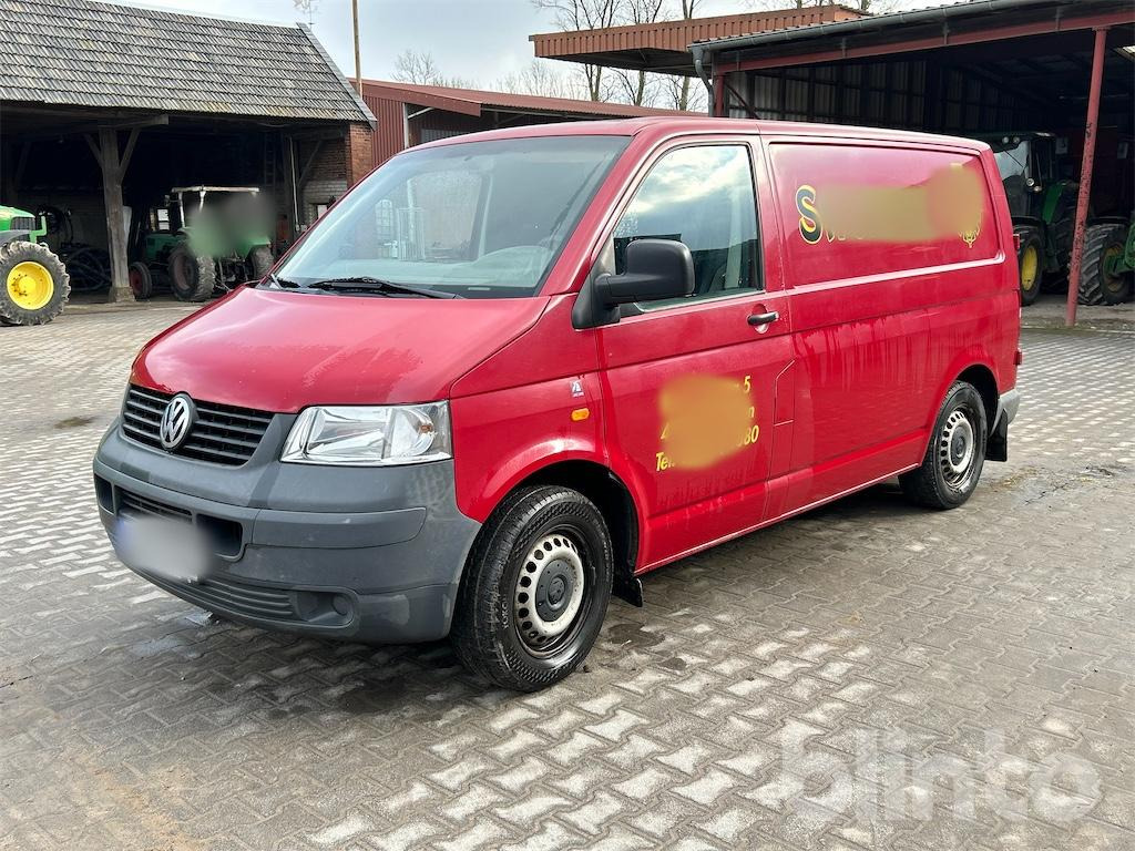 Volkswagen T5 - Цельнометаллический фургон: фото 1 Volkswagen T5 - Цельнометаллический фургон: фото 1