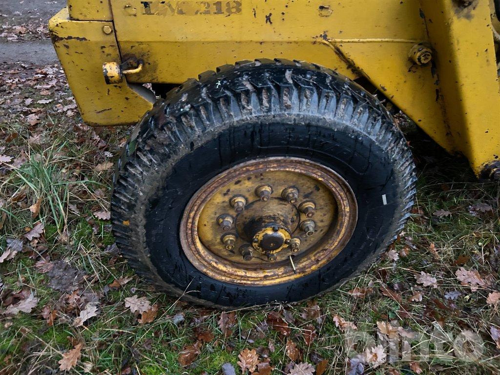 Volvo BM218 - Колёсный погрузчик: фото 4 Volvo BM218 - Колёсный погрузчик: фото 4