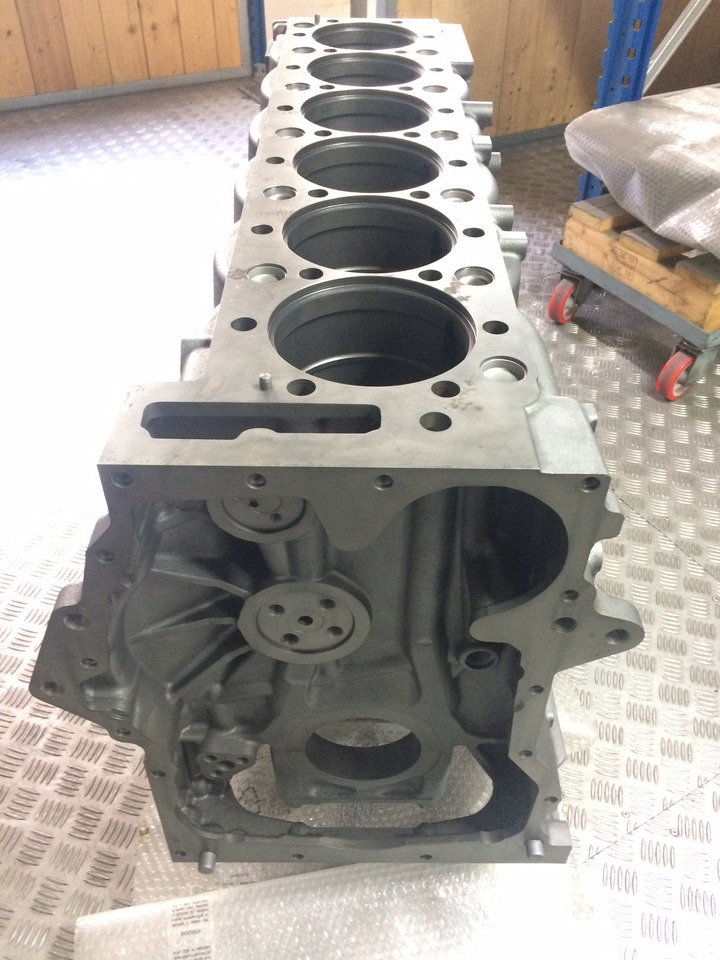 BASAMENTO MAN D2676 - EURO 6 - Картер: фото 4 BASAMENTO MAN D2676 - EURO 6 - Картер: фото 4