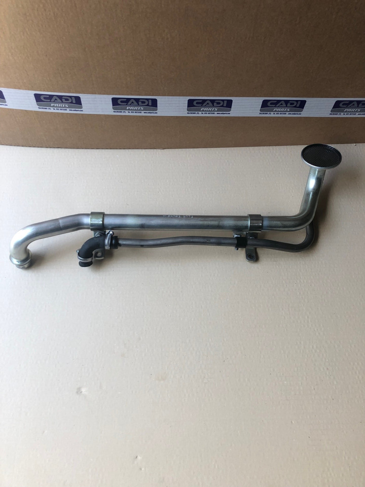 TUBO ASPIRAZIONE OLIO MAN 51057035773 - Двигатель и запчасти для Грузовиков: фото 1 TUBO ASPIRAZIONE OLIO MAN 51057035773 - Двигатель и запчасти для Грузовиков: фото 1