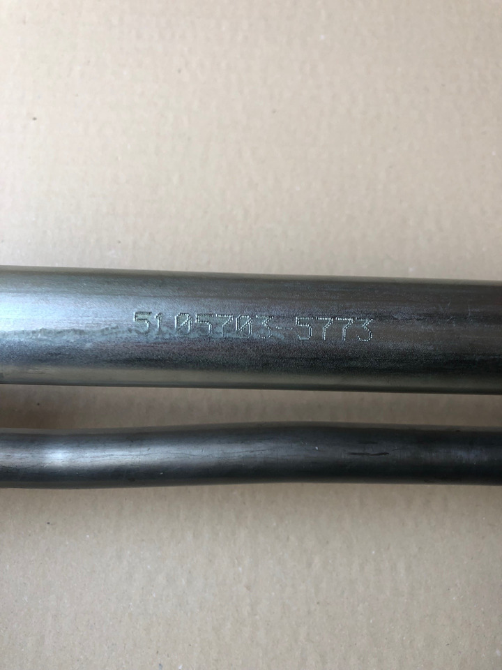 TUBO ASPIRAZIONE OLIO MAN 51057035773 - Двигатель и запчасти для Грузовиков: фото 2 TUBO ASPIRAZIONE OLIO MAN 51057035773 - Двигатель и запчасти для Грузовиков: фото 2