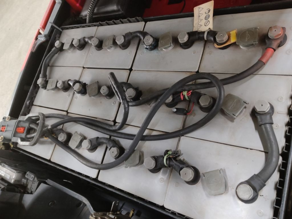 Linde E15 - Электропогрузчик: фото 5 Linde E15 - Электропогрузчик: фото 5