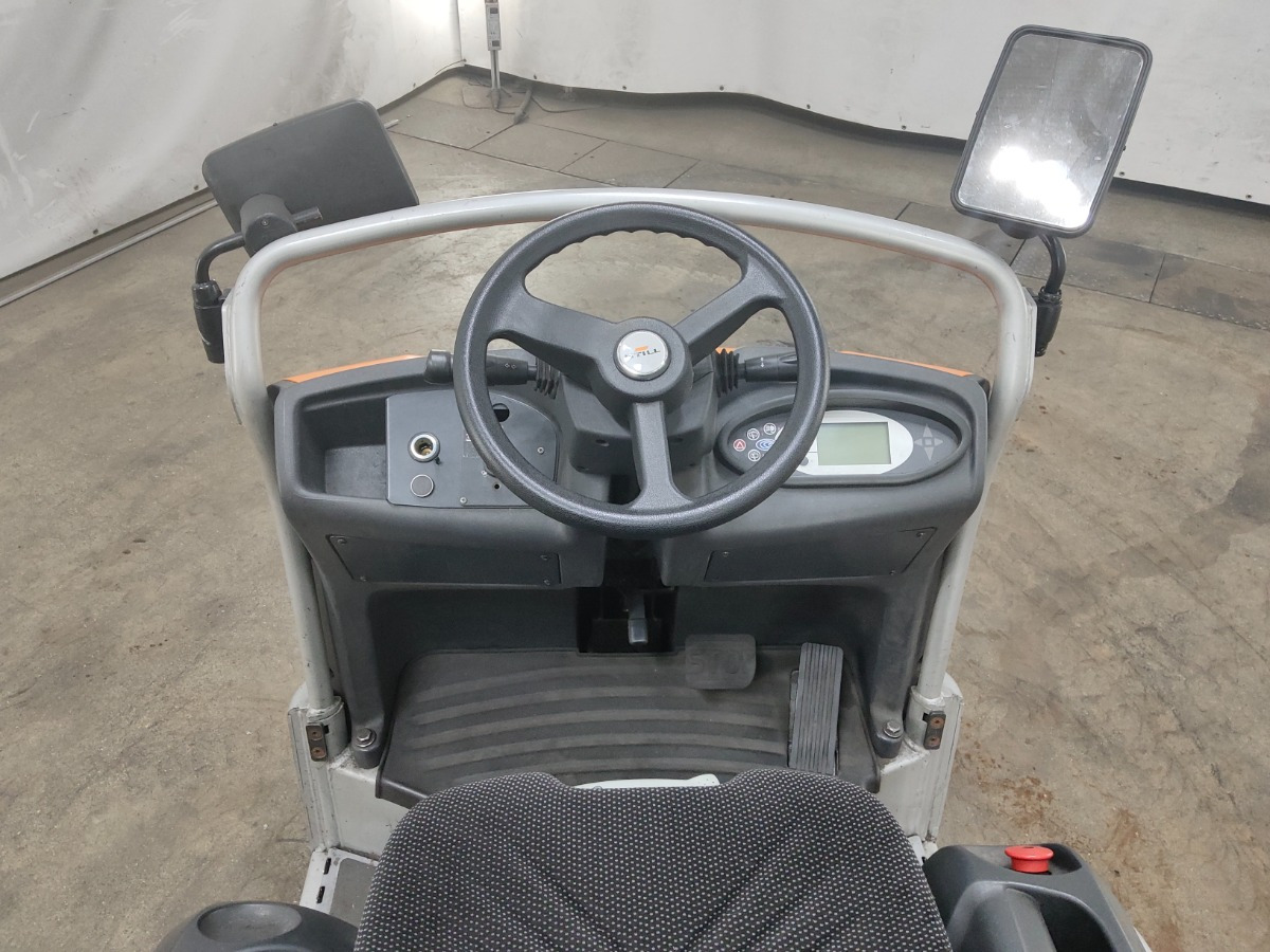 Still LTX70 - Складской тягач: фото 3 Still LTX70 - Складской тягач: фото 3