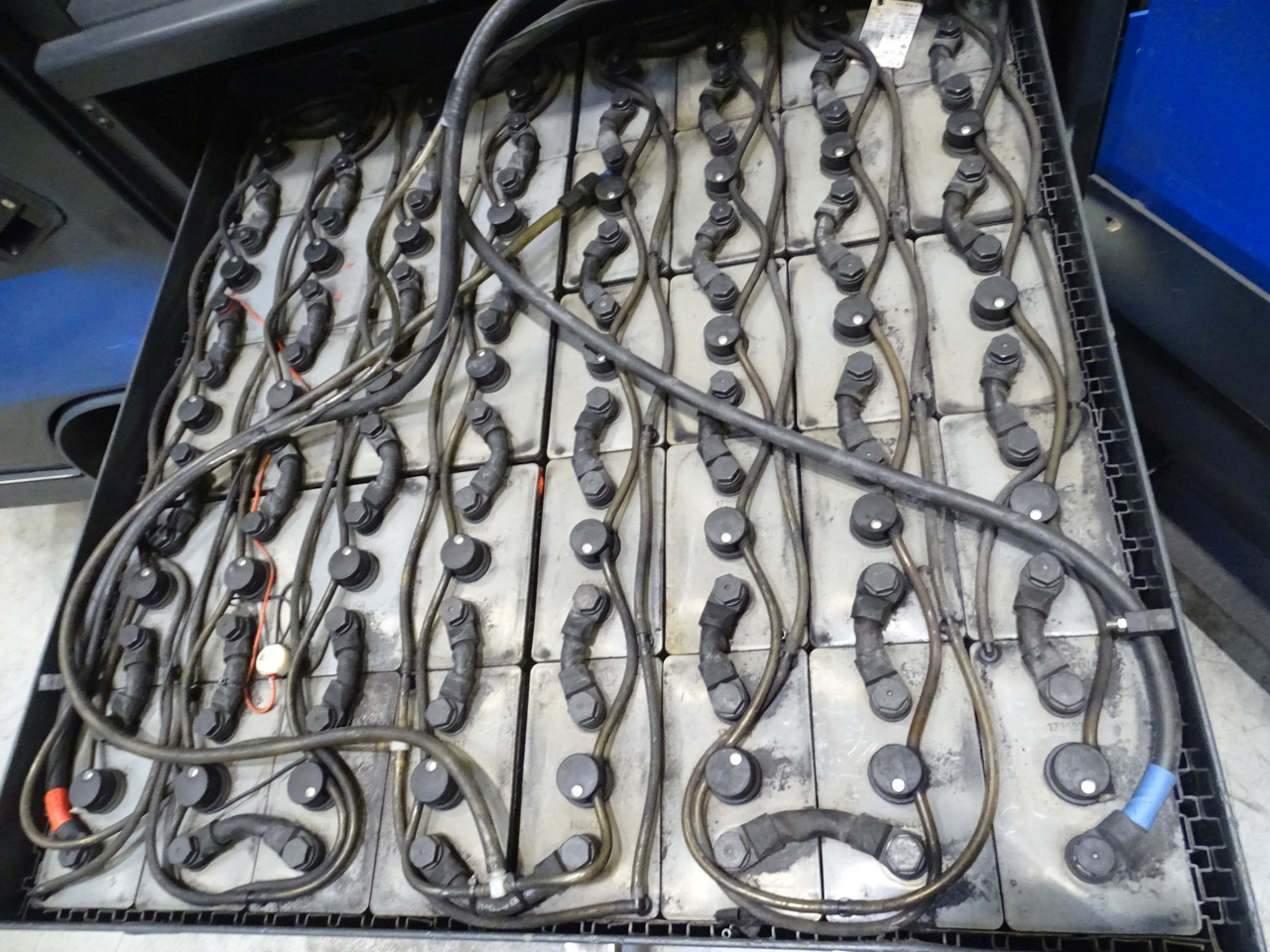 Still R07-25 - Складской тягач: фото 4 Still R07-25 - Складской тягач: фото 4