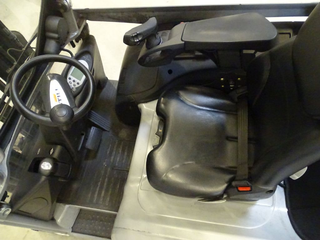 Still RX20-16P - Электропогрузчик: фото 3 Still RX20-16P - Электропогрузчик: фото 3