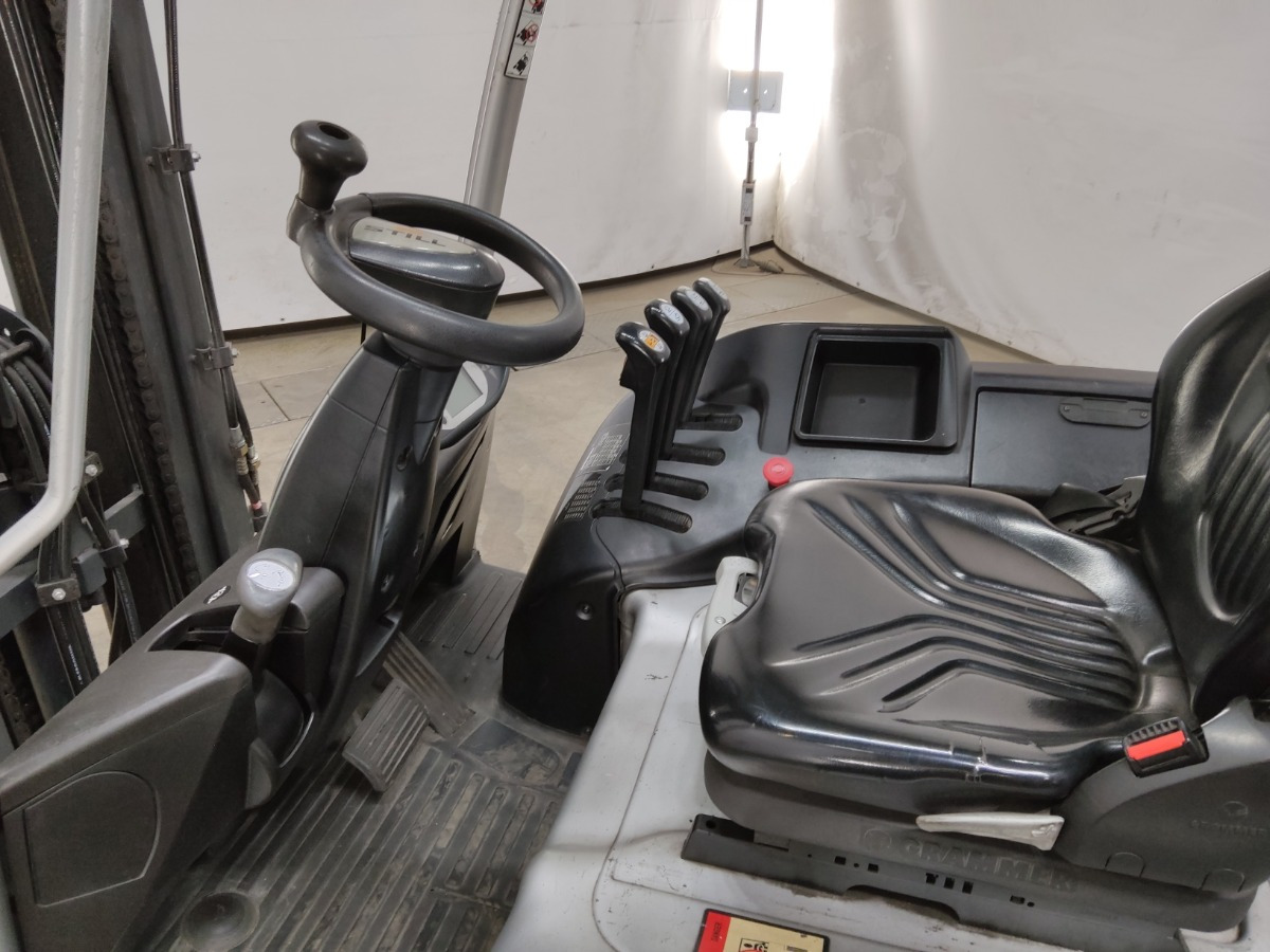 Still RX60-25 - Электропогрузчик: фото 3 Still RX60-25 - Электропогрузчик: фото 3