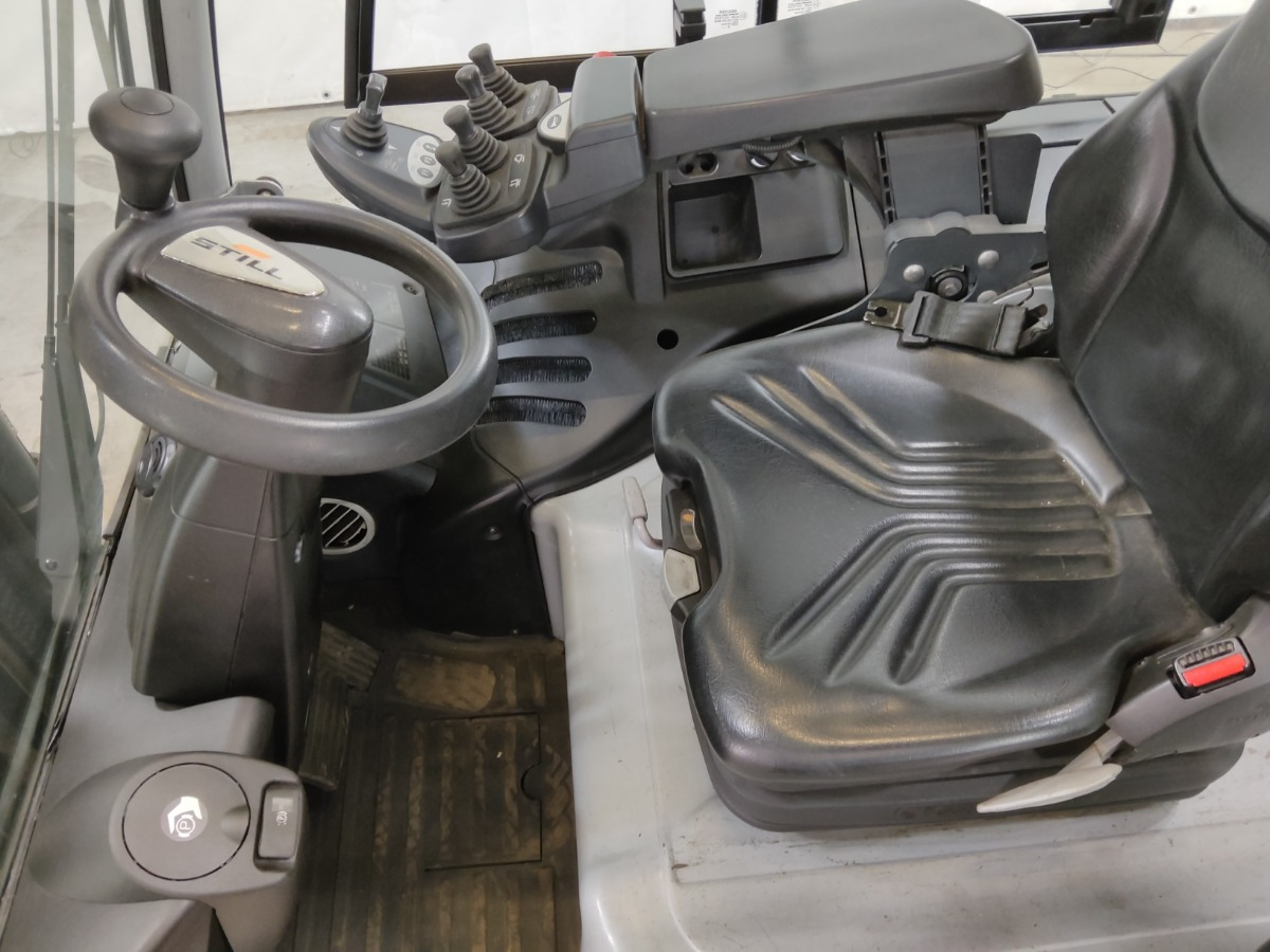 Still RX60-30L - Электропогрузчик: фото 3 Still RX60-30L - Электропогрузчик: фото 3