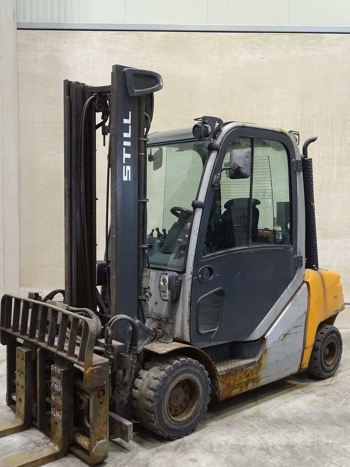 Still RX70-35 - Дизельный погрузчик: фото 1 Still RX70-35 - Дизельный погрузчик: фото 1