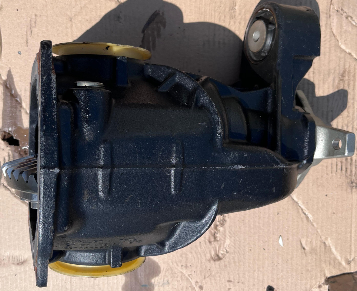 MERCEDES-BENZ Mercedes Benz Rear Axle Differential A1663510605 - Дифференциал: фото 1 MERCEDES-BENZ Mercedes Benz Rear Axle Differential A1663510605 - Дифференциал: фото 1