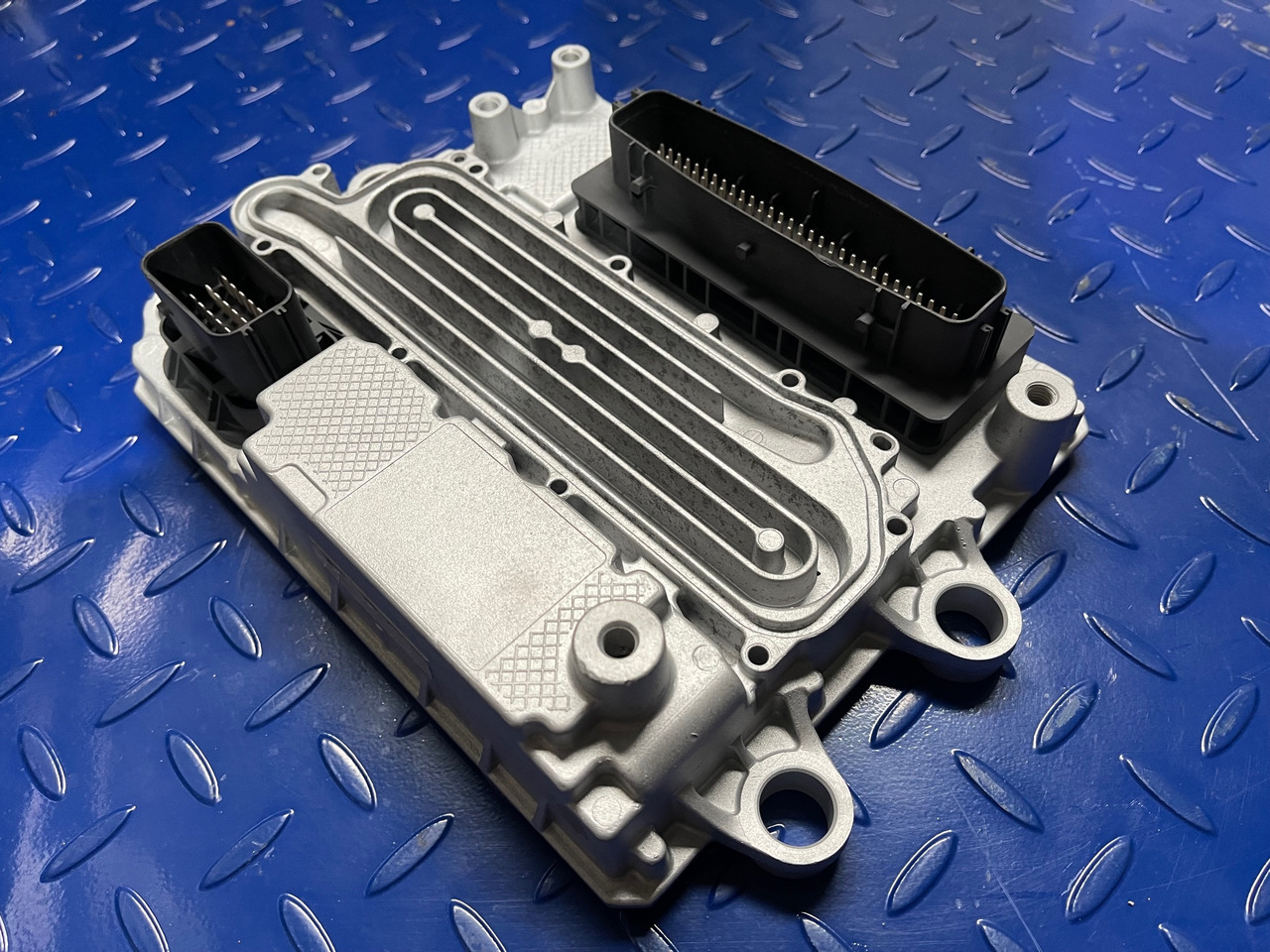 Mercedes Actro MP4 OM470 OM471 A0014465035 MCM2 Reman - Блок управления для Грузовиков: фото 2 Mercedes Actro MP4 OM470 OM471 A0014465035 MCM2 Reman - Блок управления для Грузовиков: фото 2