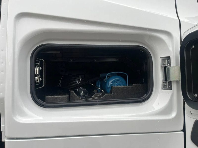 Mercedes-Benz Actros 2045 S 4x2 Tractor Head в лизинг Mercedes-Benz Actros 2045 S 4x2 Tractor Head: фото 19 Mercedes-Benz Actros 2045 S 4x2 Tractor Head в лизинг Mercedes-Benz Actros 2045 S 4x2 Tractor Head: фото 19