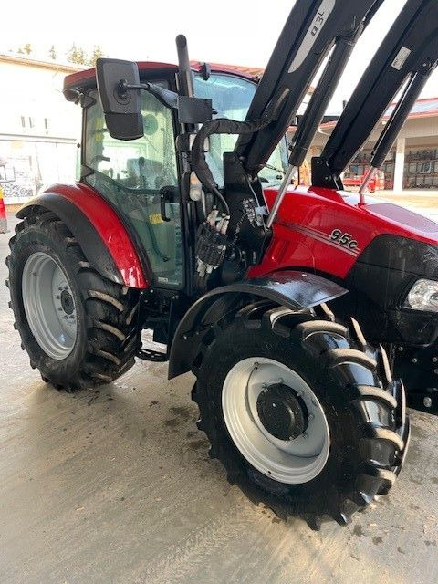 Case IH Farmall C95 - Трактор: фото 4 Case IH Farmall C95 - Трактор: фото 4