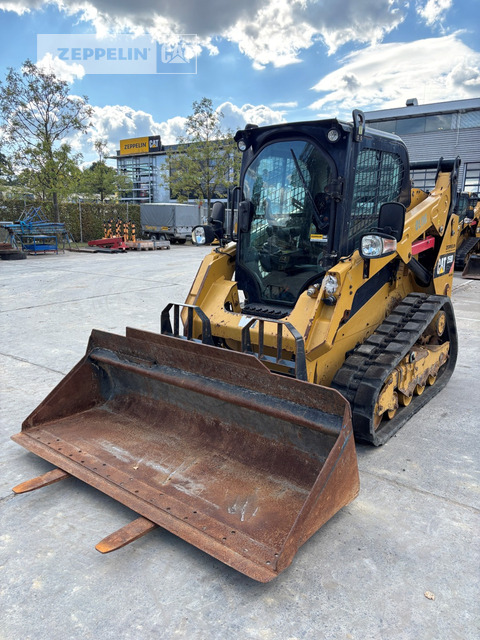 Cat 259D - Мини-погрузчик с бортовым поворотом: фото 1 Cat 259D - Мини-погрузчик с бортовым поворотом: фото 1
