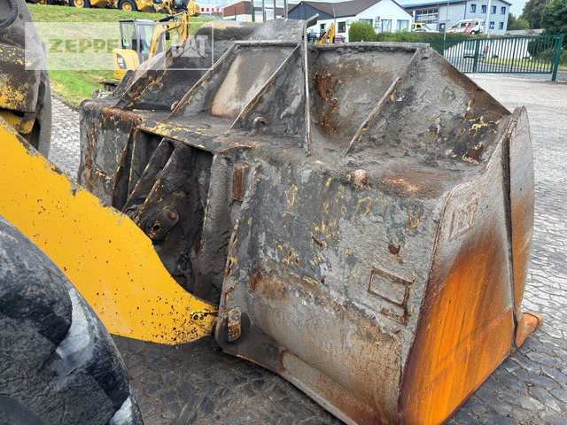 Колёсный погрузчик Cat 972M: фото 13 Колёсный погрузчик Cat 972M: фото 13