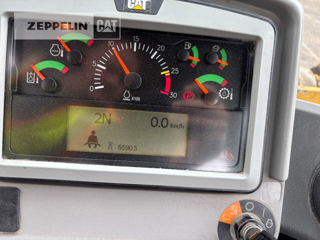 Колёсный погрузчик Cat 972M: фото 22 Колёсный погрузчик Cat 972M: фото 22