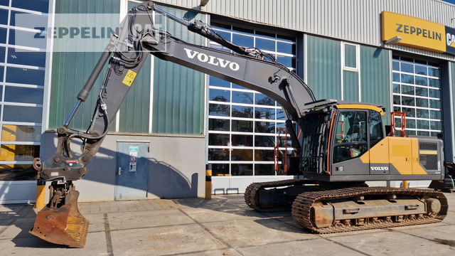 Volvo EC200E - Гусеничный экскаватор: фото 1 Volvo EC200E - Гусеничный экскаватор: фото 1