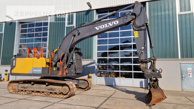 Volvo EC200E - Гусеничный экскаватор: фото 3 Volvo EC200E - Гусеничный экскаватор: фото 3