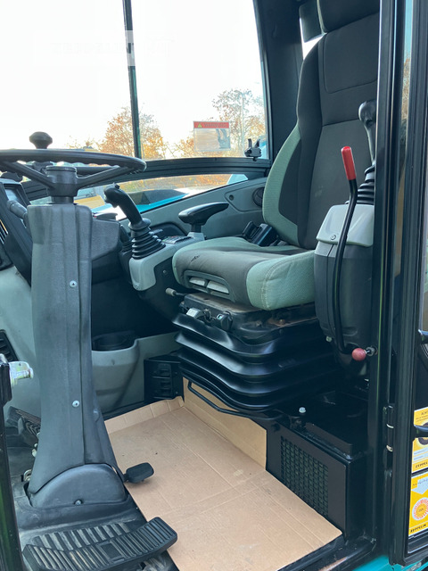 Wacker ZM70 - Колёсный экскаватор: фото 3 Wacker ZM70 - Колёсный экскаватор: фото 3