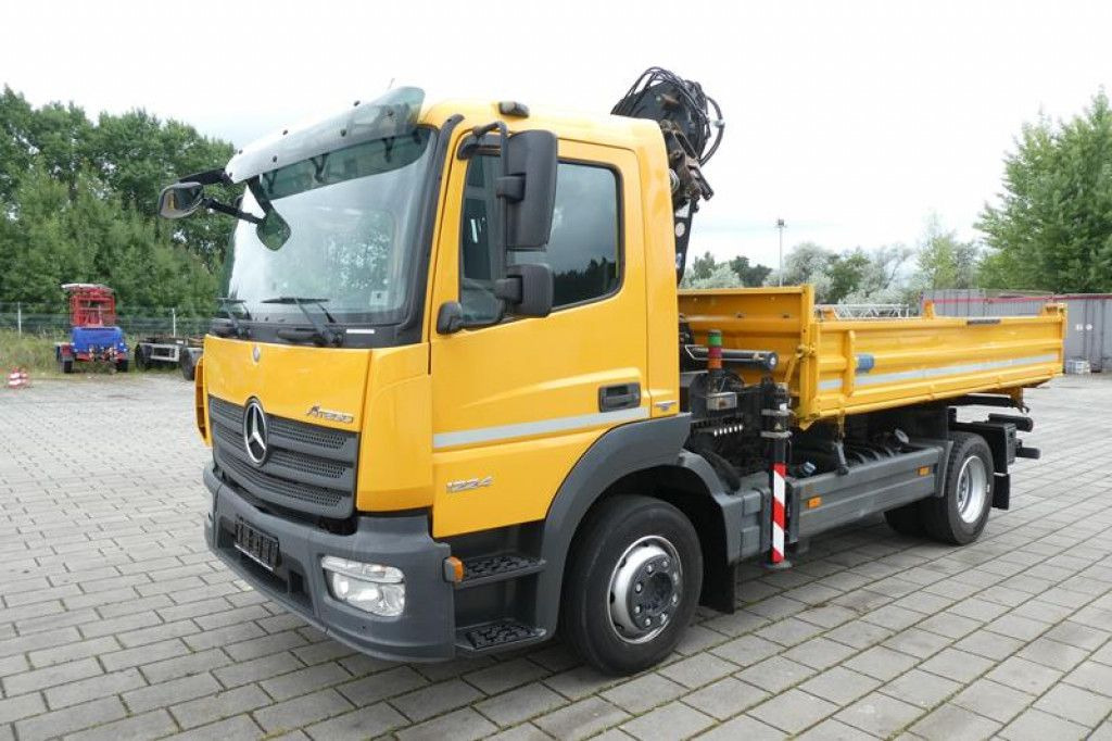 Mercedes-Benz Atego 1224 K 2-Achs Kipper Kran 2x Hdr Ausschub - Самосвал, Автоманипулятор: фото 3 Mercedes-Benz Atego 1224 K 2-Achs Kipper Kran 2x Hdr Ausschub - Самосвал, Автоманипулятор: фото 3