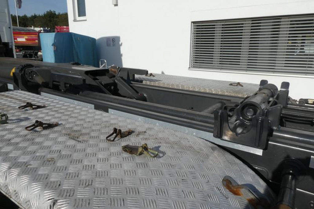 VOLVO (S) Truck FH 460 Abrollkipper Meiller 20.70, Funk - Крюковой мультилифт: фото 2 VOLVO (S) Truck FH 460 Abrollkipper Meiller 20.70, Funk - Крюковой мультилифт: фото 2