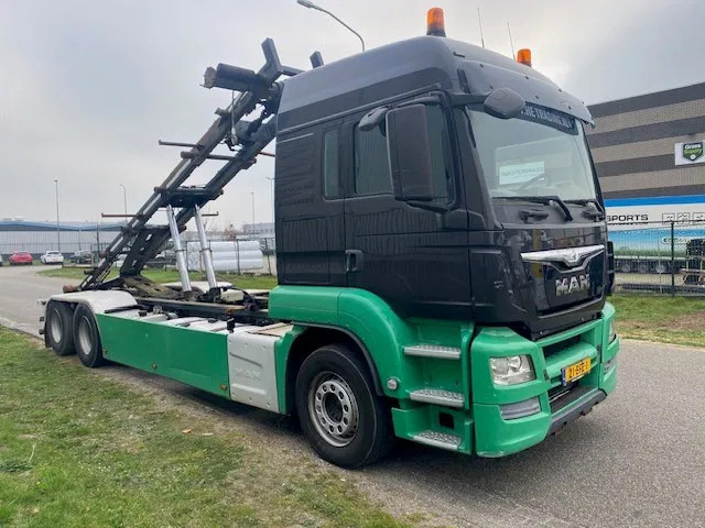 MAN TGS 26.440 met VDL containersysteem , manuel, weinig km - Тросовый мультилифт: фото 2 MAN TGS 26.440 met VDL containersysteem , manuel, weinig km - Тросовый мультилифт: фото 2