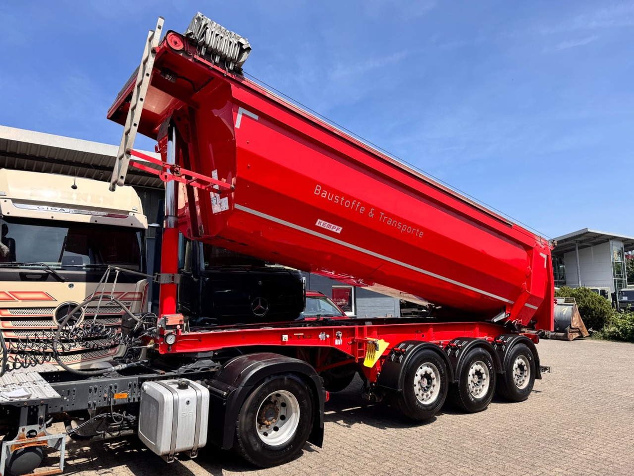 Самосвальный полуприцеп Kempf SKM 35/3  Alu Mulde ca.28m³ el. Verdeck  5.020Kg: фото 9