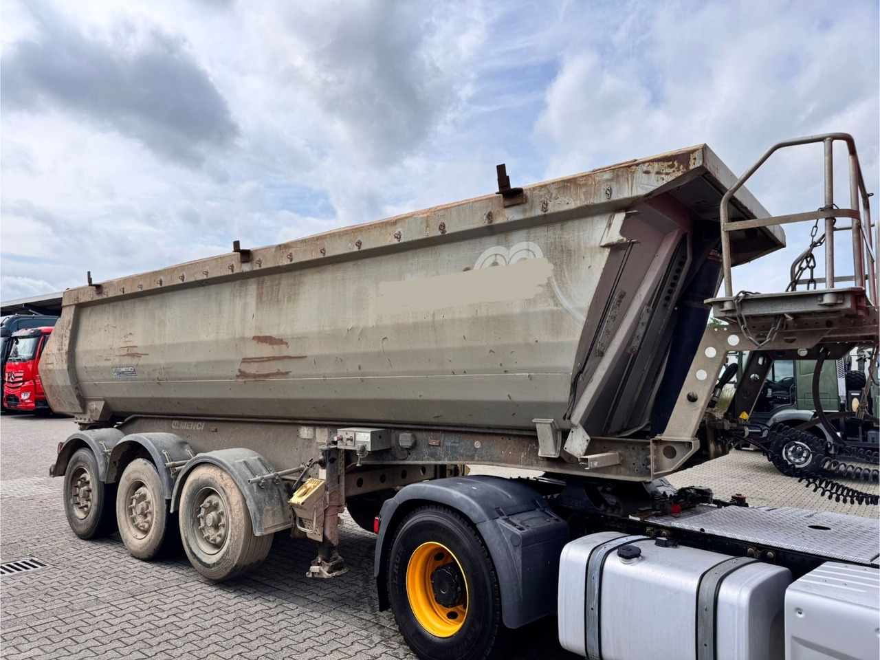 Menci SA700R Kipper Mulde 27m³ Lift Stahl 3 Stück - Самосвальный полуприцеп: фото 2 Menci SA700R Kipper Mulde 27m³ Lift Stahl 3 Stück - Самосвальный полуприцеп: фото 2