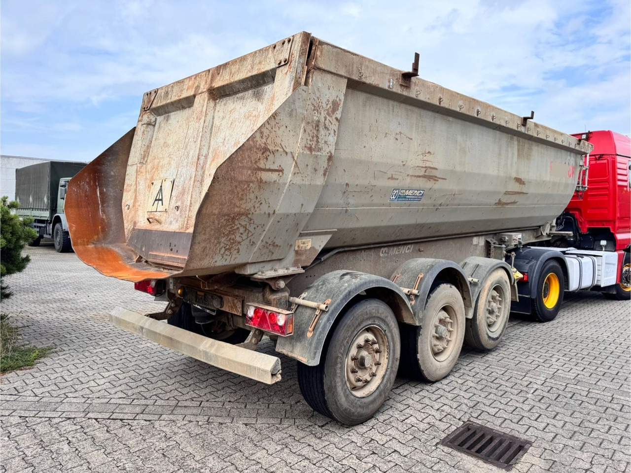 Menci SA700R Kipper Mulde 27m³ Lift Stahl 3 Stück - Самосвальный полуприцеп: фото 5 Menci SA700R Kipper Mulde 27m³ Lift Stahl 3 Stück - Самосвальный полуприцеп: фото 5