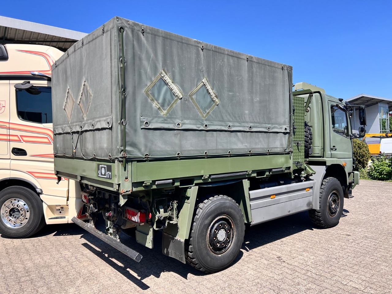 Mercedes-Benz 1018 Atego 4x4 Allrad Miltär Camper Expedition - Грузовик-контейнеровоз/ Сменный кузов: фото 4 Mercedes-Benz 1018 Atego 4x4 Allrad Miltär Camper Expedition - Грузовик-контейнеровоз/ Сменный кузов: фото 4