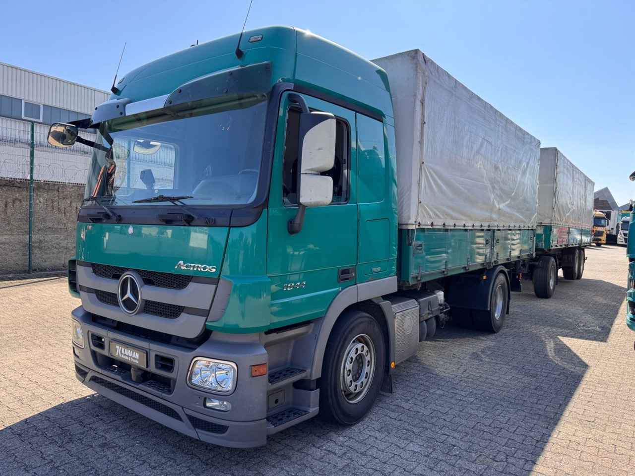Mercedes-Benz 1844 Actros MP3 3-SeitenKipper Getreide Pritsche - Самосвал: фото 5 Mercedes-Benz 1844 Actros MP3 3-SeitenKipper Getreide Pritsche - Самосвал: фото 5