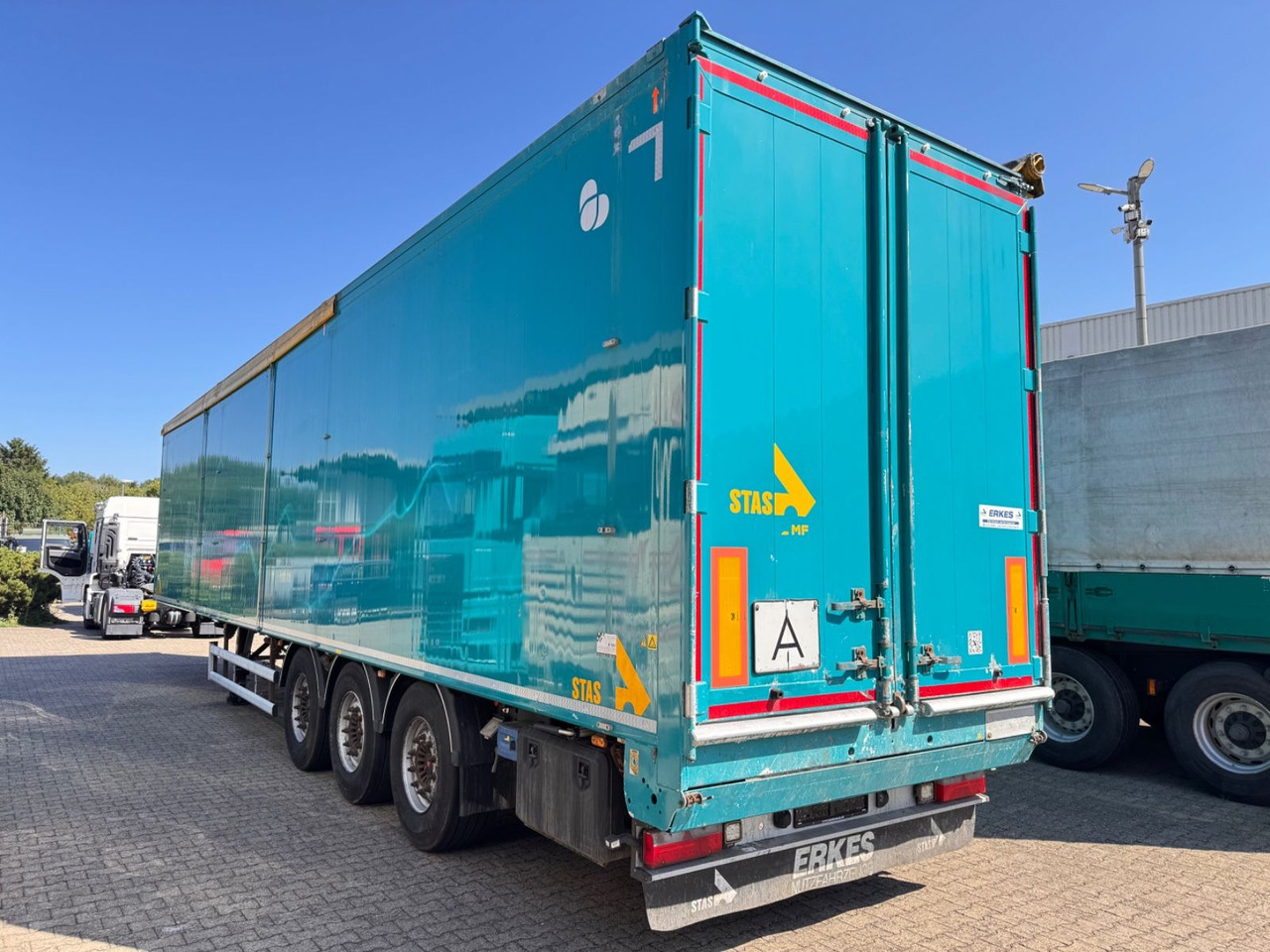 Stas S 300 ZX Walkingfloor Schubboden 2 x Vorhanden - Полуприцеп с подвижным полом: фото 5 Stas S 300 ZX Walkingfloor Schubboden 2 x Vorhanden - Полуприцеп с подвижным полом: фото 5