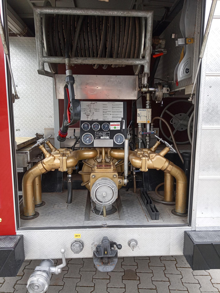 Пожарная машина Mercedes Benz Unimog U1300L Unimog Firetruck: фото 12 Пожарная машина Mercedes Benz Unimog U1300L Unimog Firetruck: фото 12