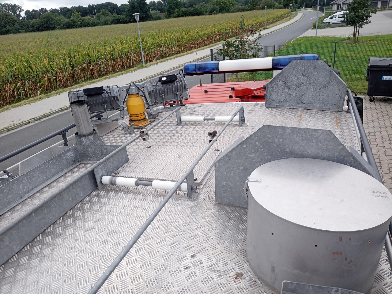 Пожарная машина Mercedes Benz Unimog U1300L Unimog Firetruck: фото 14 Пожарная машина Mercedes Benz Unimog U1300L Unimog Firetruck: фото 14