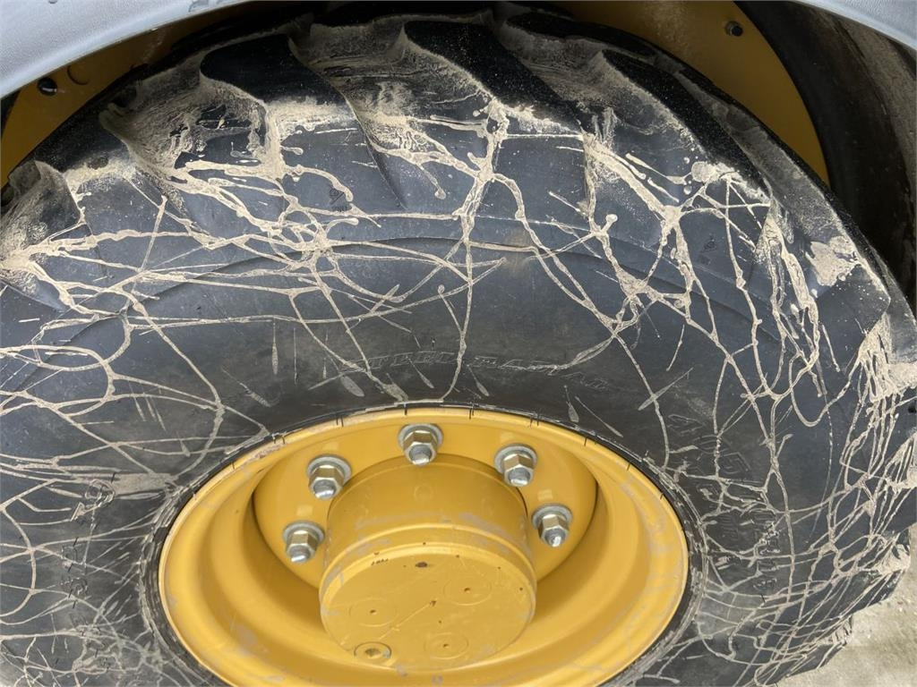 Компактный фронтальный погрузчик CAT 906M (7164): фото 9