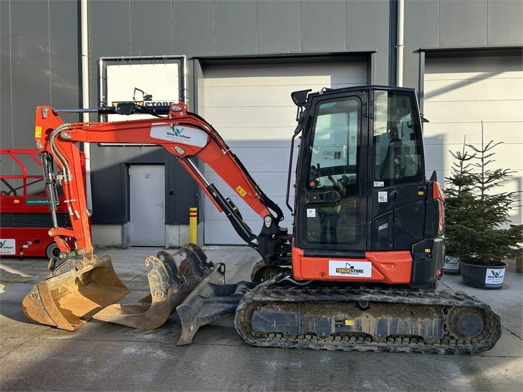 Kubota U50-5 (8596) - Мини-экскаватор: фото 1 Kubota U50-5 (8596) - Мини-экскаватор: фото 1