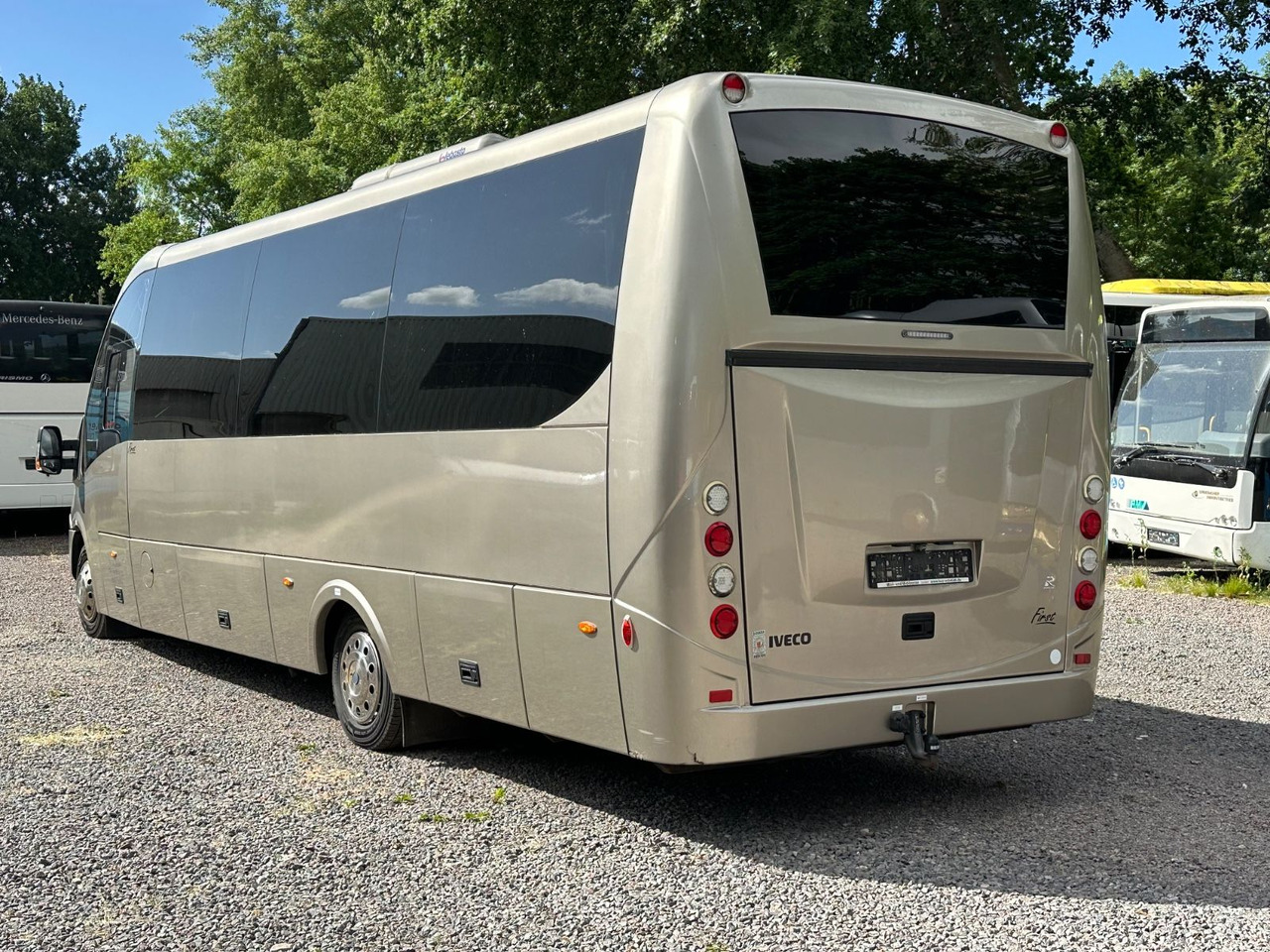 Iveco First Rosero-P (82 tkm*29 Sitze) Rapido O818 - Микроавтобус, Пассажирский фургон: фото 2 Iveco First Rosero-P (82 tkm*29 Sitze) Rapido O818 - Микроавтобус, Пассажирский фургон: фото 2