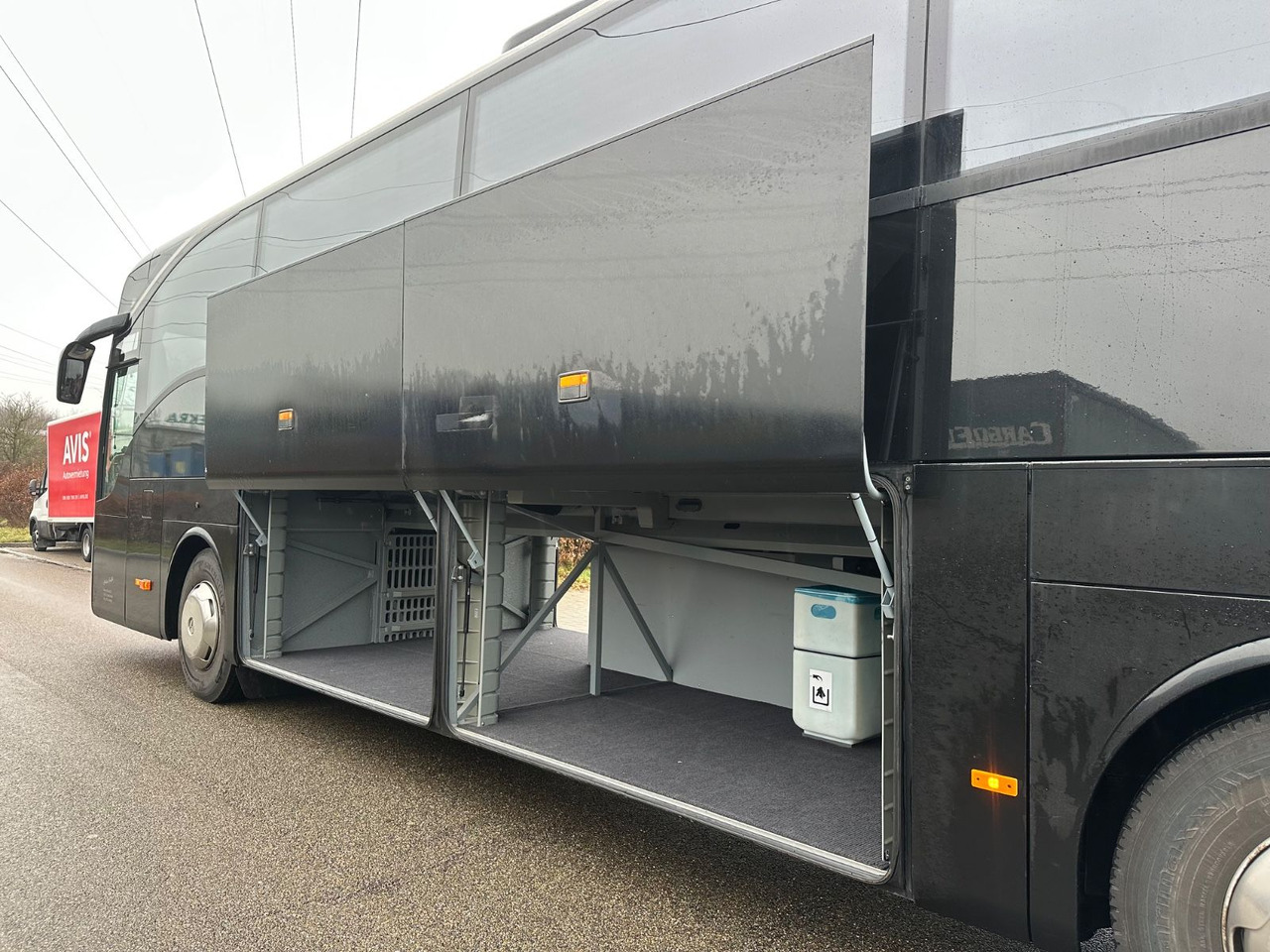 Mercedes-Benz Tourismo O350 15 RHD (205 tKm*DE*TOP) - Туристический автобус: фото 4 Mercedes-Benz Tourismo O350 15 RHD (205 tKm*DE*TOP) - Туристический автобус: фото 4