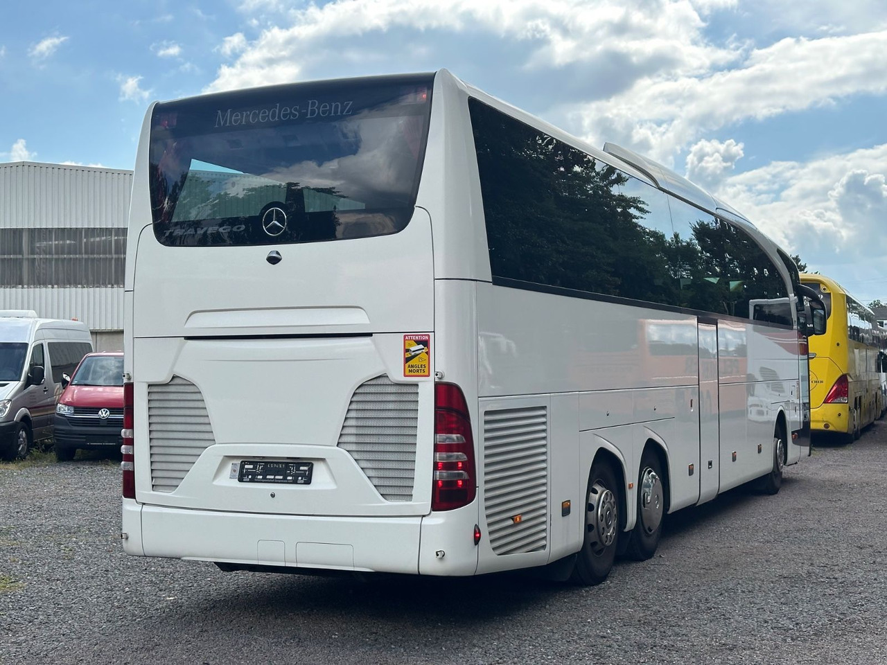 Mercedes-Benz Travego O580 16 RHD-M (LuxLine*Euro 6*TOP*DE) - Туристический автобус: фото 2 Mercedes-Benz Travego O580 16 RHD-M (LuxLine*Euro 6*TOP*DE) - Туристический автобус: фото 2