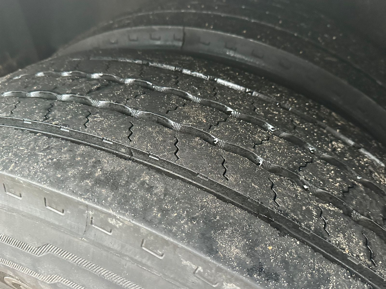 Scania Touring HD Higer 6X2 (86 tKm*59 Sitze) - Туристический автобус: фото 3 Scania Touring HD Higer 6X2 (86 tKm*59 Sitze) - Туристический автобус: фото 3