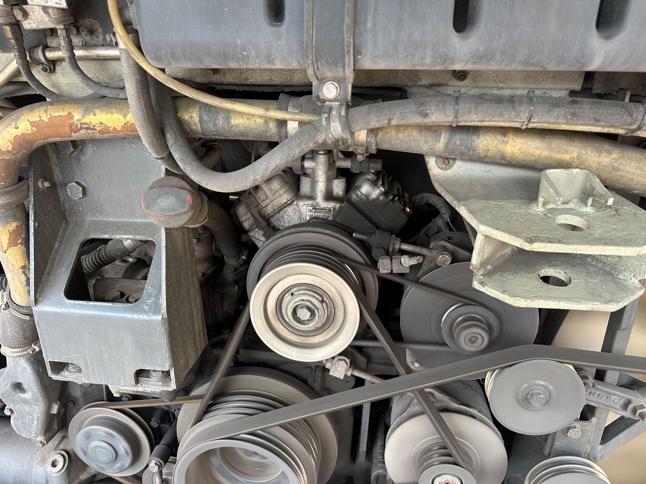 Пригородный автобус Setra S 315 UL (56 Sitze*Klima*Schalt*TOP): фото 11 Пригородный автобус Setra S 315 UL (56 Sitze*Klima*Schalt*TOP): фото 11