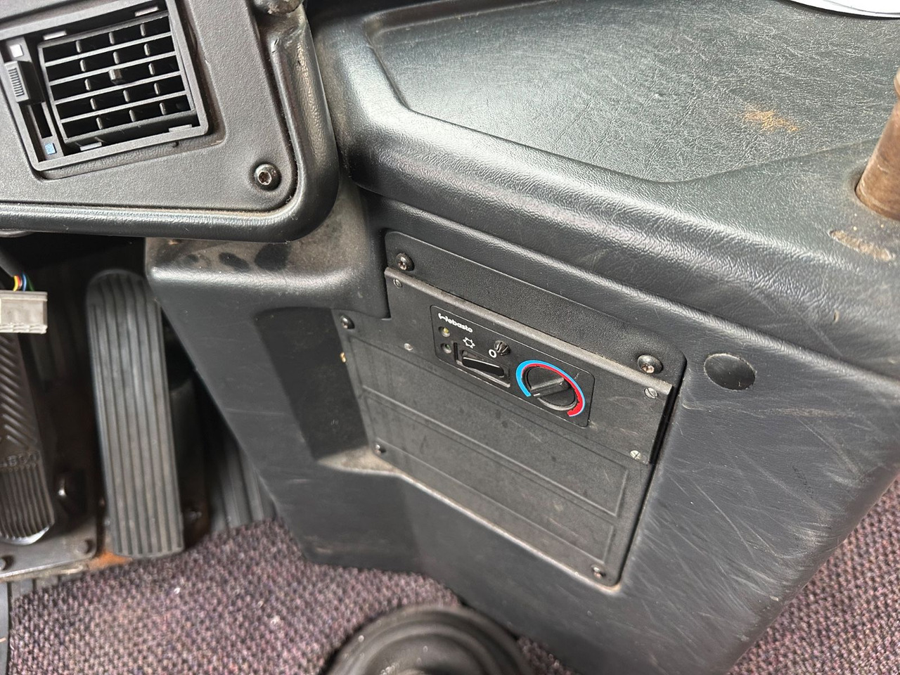 Пригородный автобус Setra S 315 UL (56 Sitze*Klima*Schalt*TOP): фото 15 Пригородный автобус Setra S 315 UL (56 Sitze*Klima*Schalt*TOP): фото 15