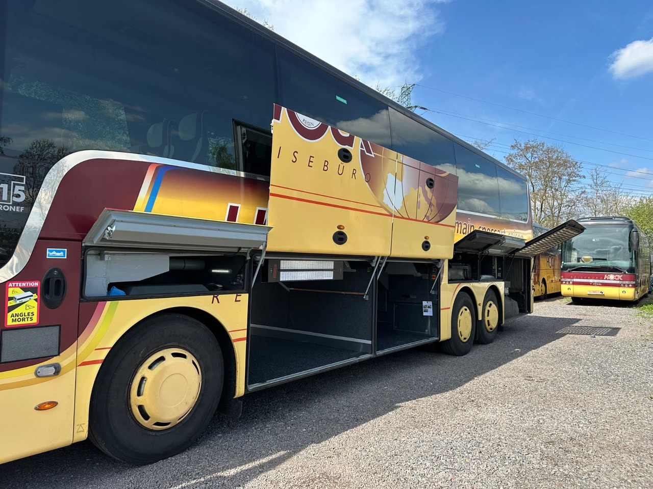 Vanhool T915 Astronef (Euro 5*Panorama Dach) - Туристический автобус: фото 4 Vanhool T915 Astronef (Euro 5*Panorama Dach) - Туристический автобус: фото 4