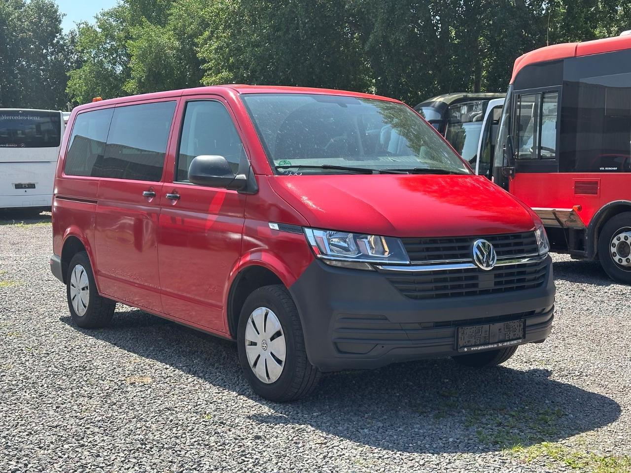 Volkswagen T6 Kombi (PDC Hi*ACC*StandHz*9 Sitzer*AC) - Пассажирский фургон: фото 1 Volkswagen T6 Kombi (PDC Hi*ACC*StandHz*9 Sitzer*AC) - Пассажирский фургон: фото 1