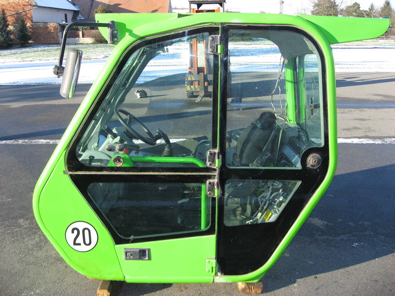 MERLO komplette Kabine, complete cabin, cabine complète, Полный кабины The photo is illustrative! Various cab models still in stock. We need a VIN + SAV number to correctly identify the cabin Your Merlo. - Кабина для Телескопических погрузчиков: фото 1 MERLO komplette Kabine, complete cabin, cabine complète, Полный кабины The photo is illustrative! Various cab models still in stock. We need a VIN + SAV number to correctly identify the cabin Your Merlo. - Кабина для Телескопических погрузчиков: фото 1